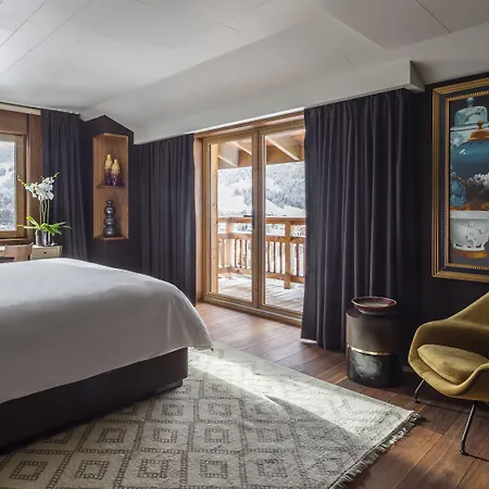 Four Seasons Hotel 5*