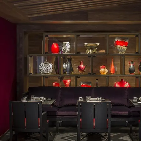 Hotel Four Seasons 5*