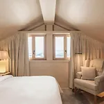 Four Seasons 5*