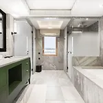 Hotel Four Seasons