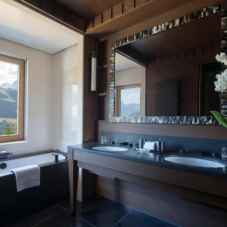Four Seasons Hotel Megeve