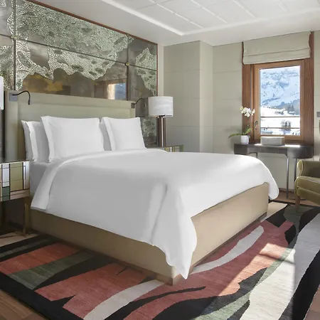 Four Seasons Hotel 5*